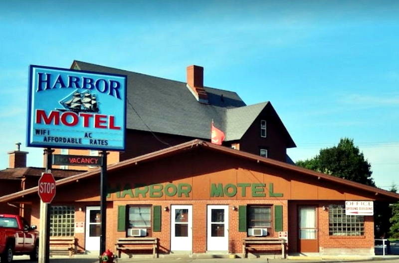 Harbor Motel (Dipper Motel) - Web Listing